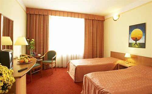 Aron Praga Quarto foto
